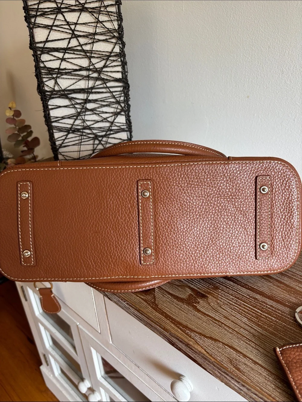Dooney & Bourke caramel brown